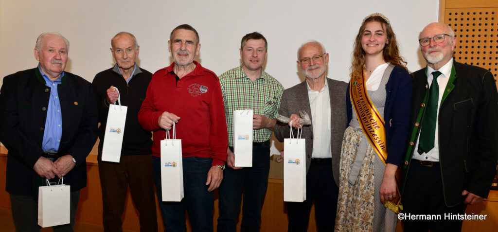 Gewinner der "Goldenen Honigwabe", Theresa I. und Präs. J. Niklas